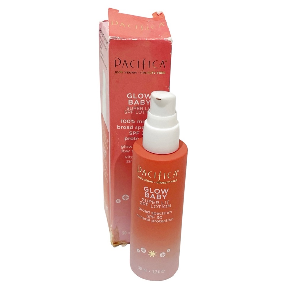 Pacifica Glow Baby Vitaglow Face Lotion Vitamins C + E 1.7 fl Oz NEW in Box Skin